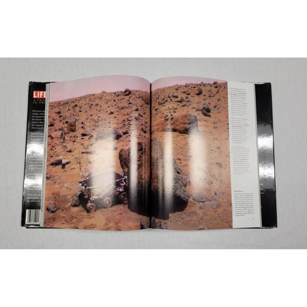 Life Album 1997 : Pictures of the Year by Time-Life Books (1998 1st Edition HC)